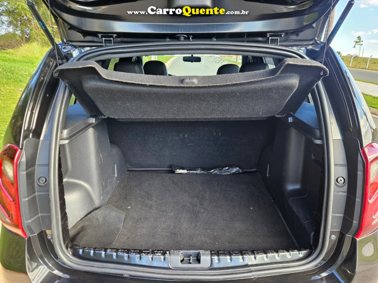 RENAULT   DUSTER EXPRESSION 1.6 HI-FLEX 16V MEC.   PRETO 2016 1.6 FLEX - Loja