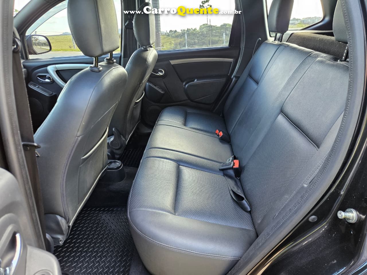 RENAULT   DUSTER EXPRESSION 1.6 HI-FLEX 16V MEC.   PRETO 2016 1.6 FLEX - Loja