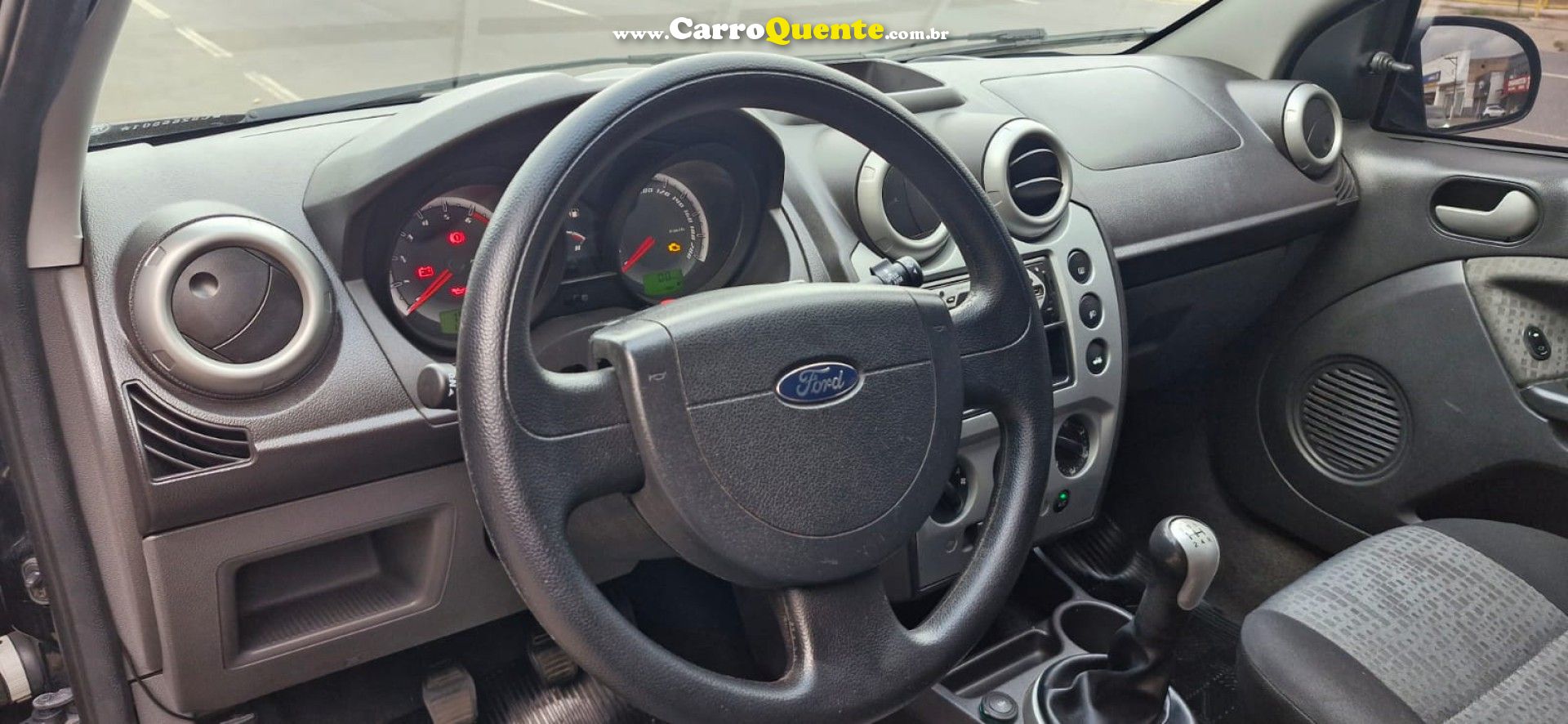 FORD   FIESTA SED. 1.6 8V FLEX 4P   PRETO 2012 1.6 FLEX - Loja