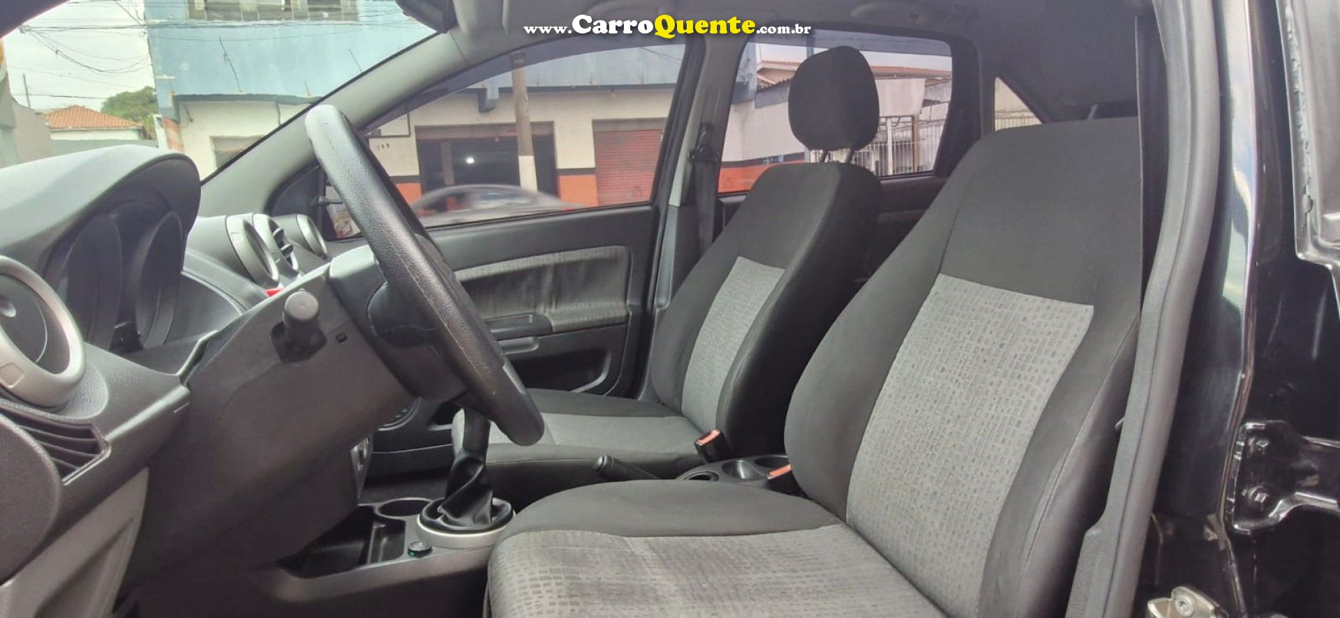 FORD   FIESTA SED. 1.6 8V FLEX 4P   PRETO 2012 1.6 FLEX - Loja