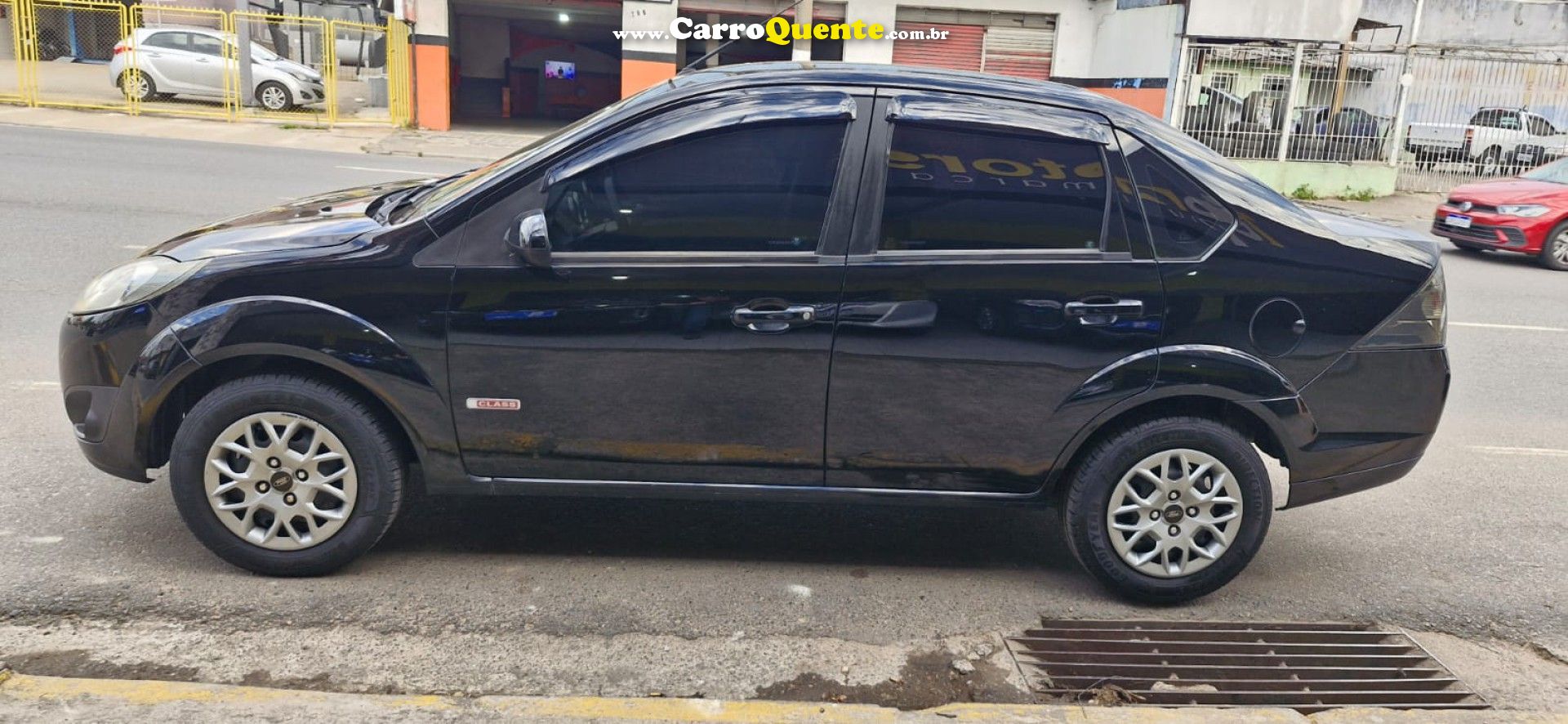 FORD   FIESTA SED. 1.6 8V FLEX 4P   PRETO 2012 1.6 FLEX - Loja