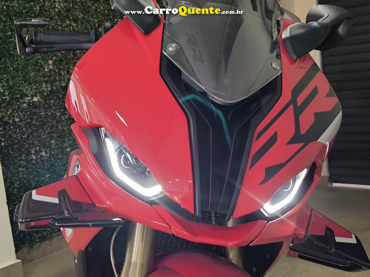 BMW   S1000 RR    VERMELHO 2024 1000 GASOLINA - Loja
