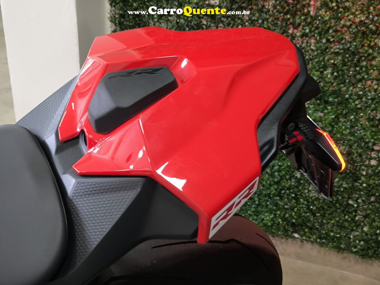 BMW   S1000 RR    VERMELHO 2024 1000 GASOLINA - Loja