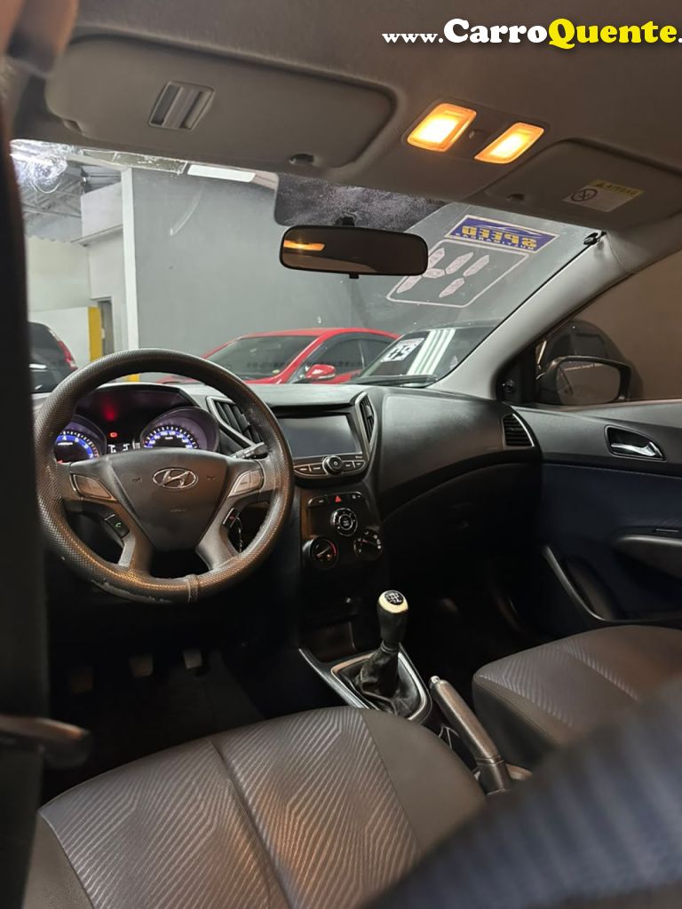 HYUNDAI   HB20 C.C.PLUSC.STYLE 1.6 FLEX 16V MEC.   PRETO 2014 1.6 FLEX - Loja