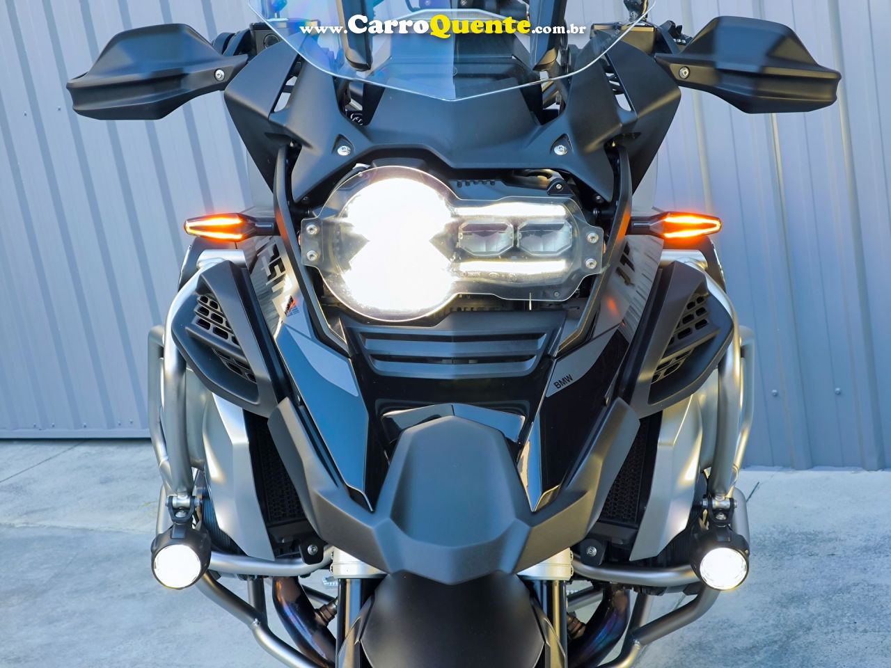 BMW   BMW R1250 GS ADVENTURE TRIPLE BLACK 719   PRETO 2024 1250 GASOLINA - Loja