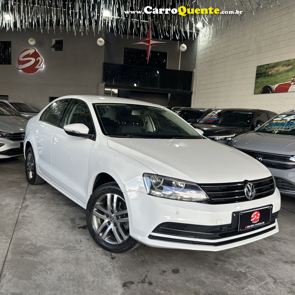 VOLKSWAGEN   JETTA COMFORTLINE 2.0 T.FLEX 8V 4P TIPT.   BRANCO 2015 2.0 GASOLINA - Loja