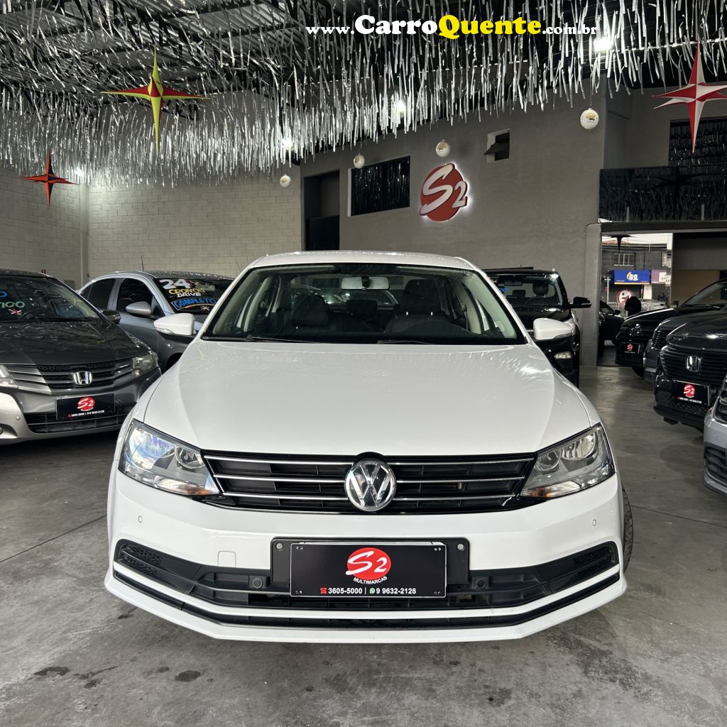 VOLKSWAGEN   JETTA COMFORTLINE 2.0 T.FLEX 8V 4P TIPT.   BRANCO 2015 2.0 GASOLINA - Loja