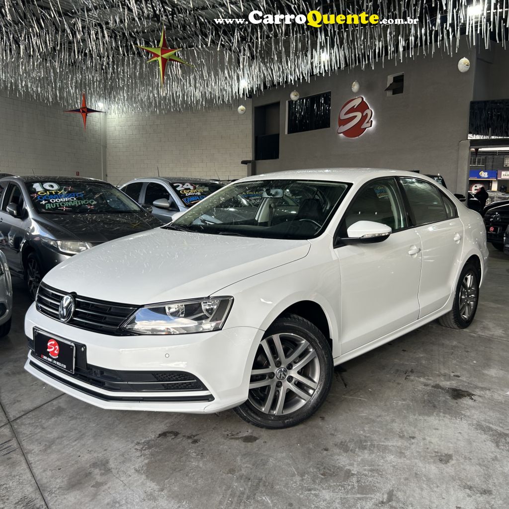 VOLKSWAGEN   JETTA COMFORTLINE 2.0 T.FLEX 8V 4P TIPT.   BRANCO 2015 2.0 GASOLINA - Loja