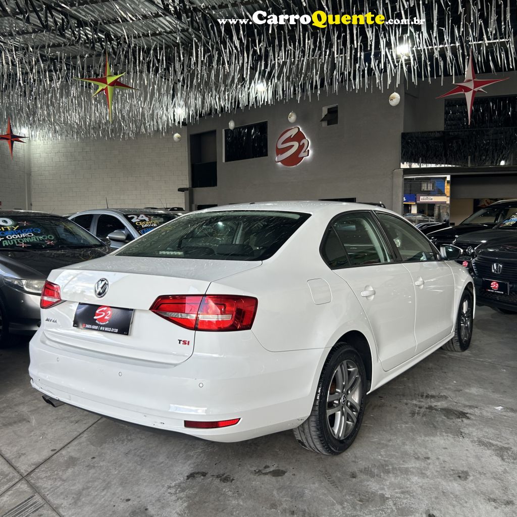 VOLKSWAGEN   JETTA COMFORTLINE 2.0 T.FLEX 8V 4P TIPT.   BRANCO 2015 2.0 GASOLINA - Loja
