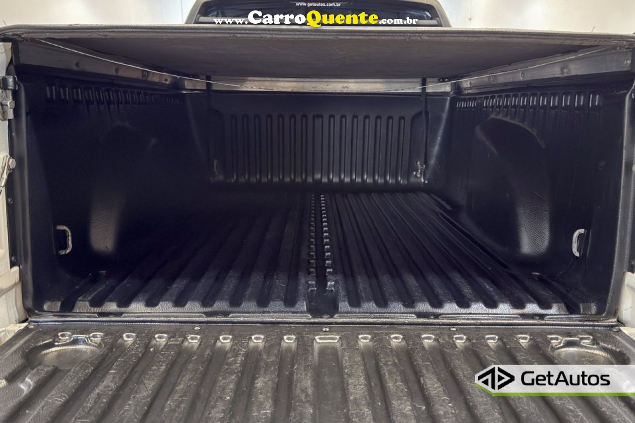 VOLKSWAGEN   SAVEIRO CS RB MF   BRANCO 2025 1.6 FLEX - Loja