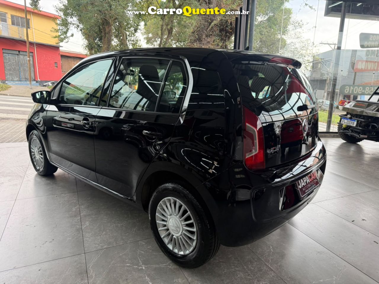 VOLKSWAGEN   UP! MOVE 1.0 TSI TOTAL FLEX 12V 5P   PRETO 2016 1.0 FLEX - Loja