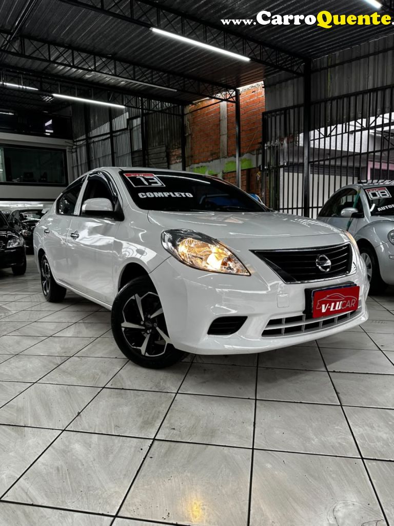 NISSAN   VERSA SV 1.6 16V FLEX FUEL 4P MEC.   BRANCO 2013 1.6 FLEX - Loja