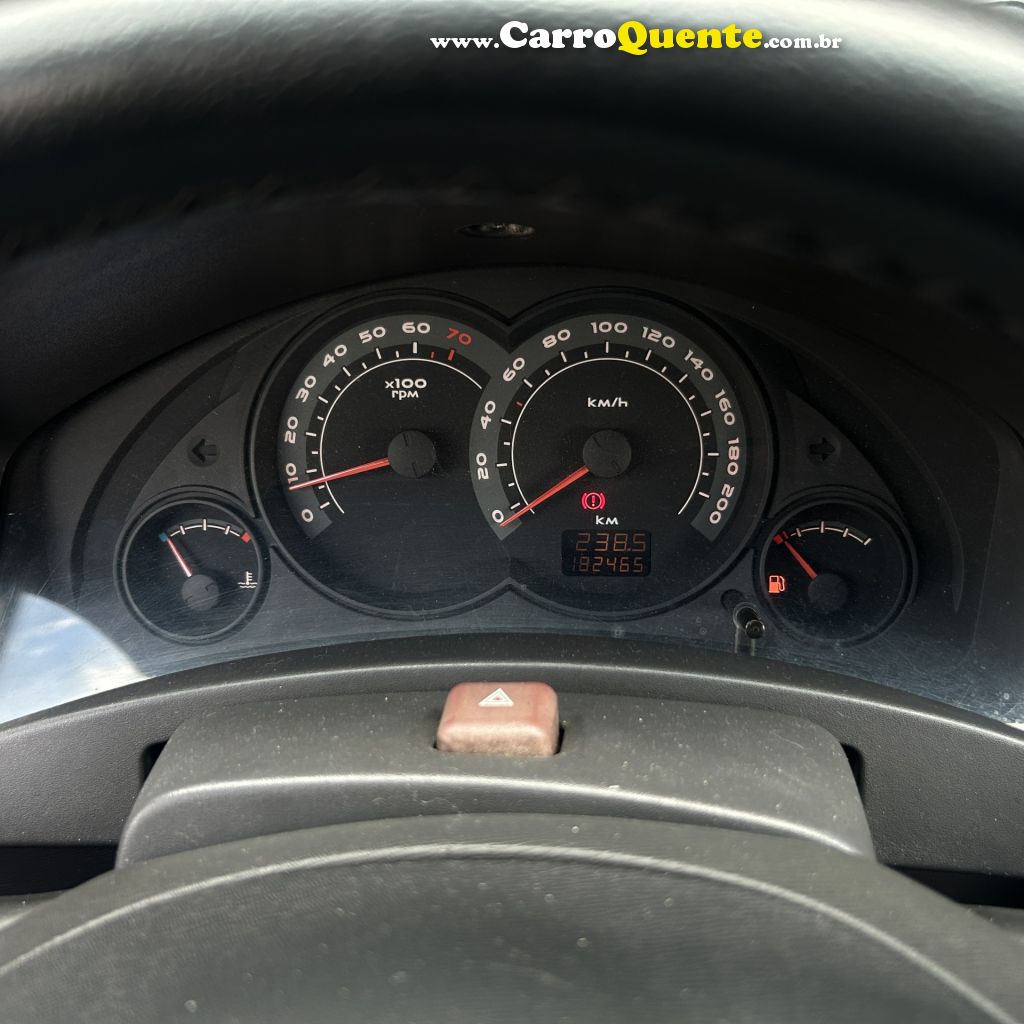 CHEVROLET   CELTA LIFE LS 1.0 MPFI 8V FLEXPOWER 5P   PRETO 2010 1.0 FLEX - Loja
