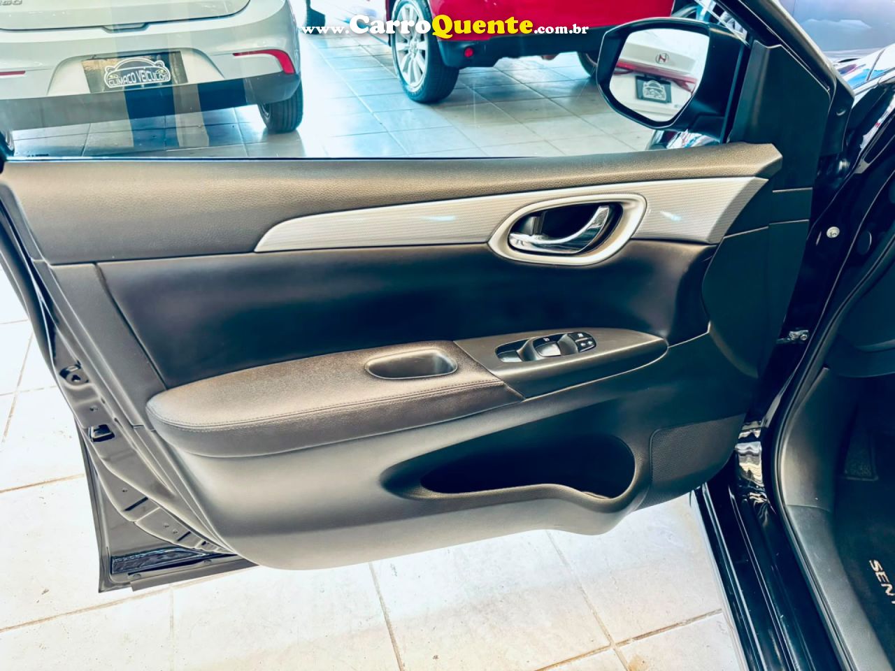 NISSAN   SENTRA SV 2.0 FLEXSTART 16V AUT.   PRETO 2014 2.0 FLEX - Loja