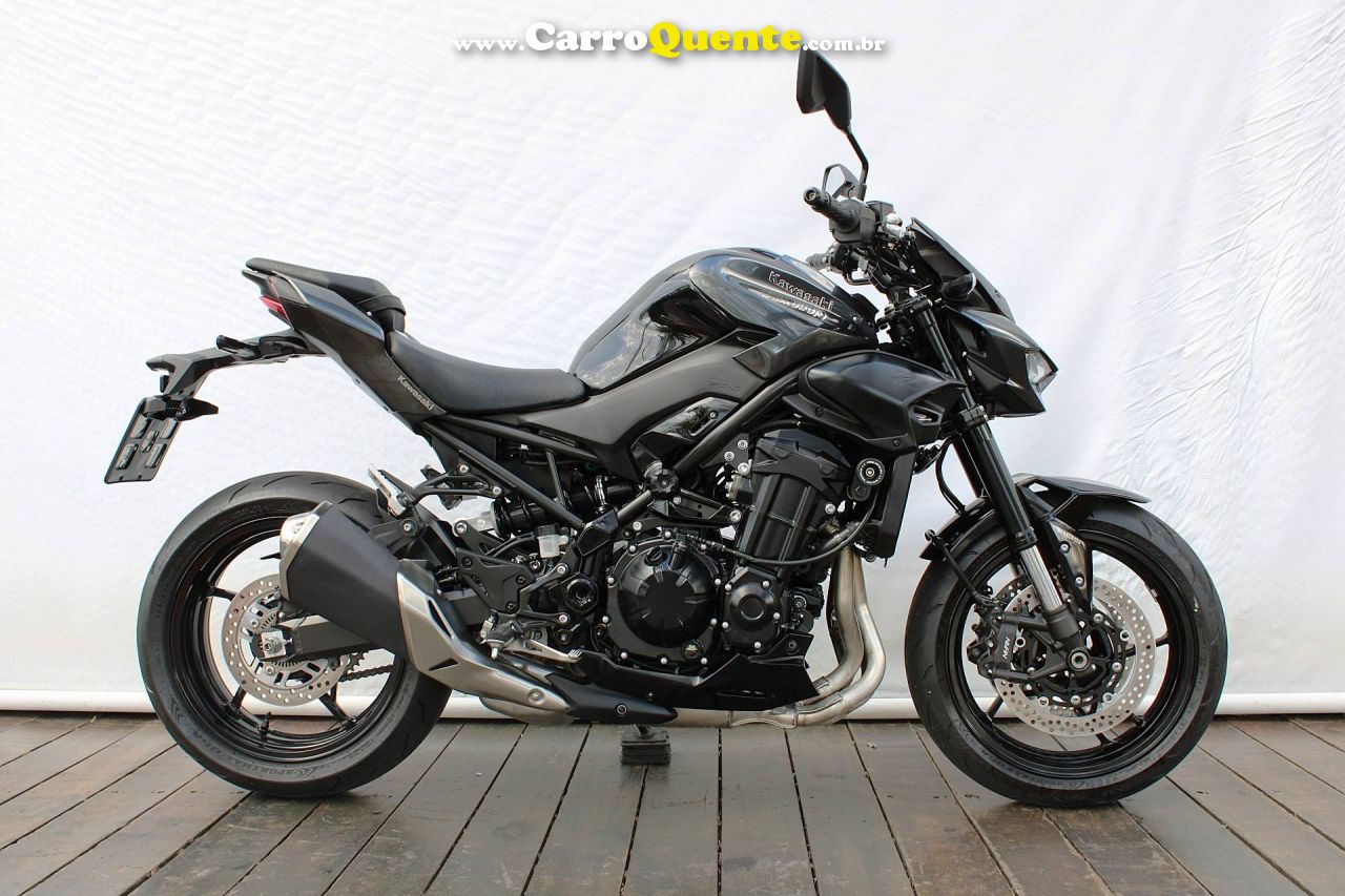 KAWASAKI Z900 2026 - Loja