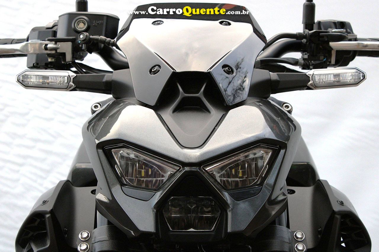 KAWASAKI Z900 2026 - Loja