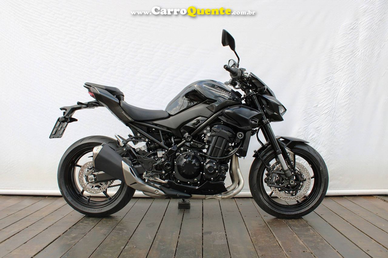KAWASAKI Z900 2026 - Loja