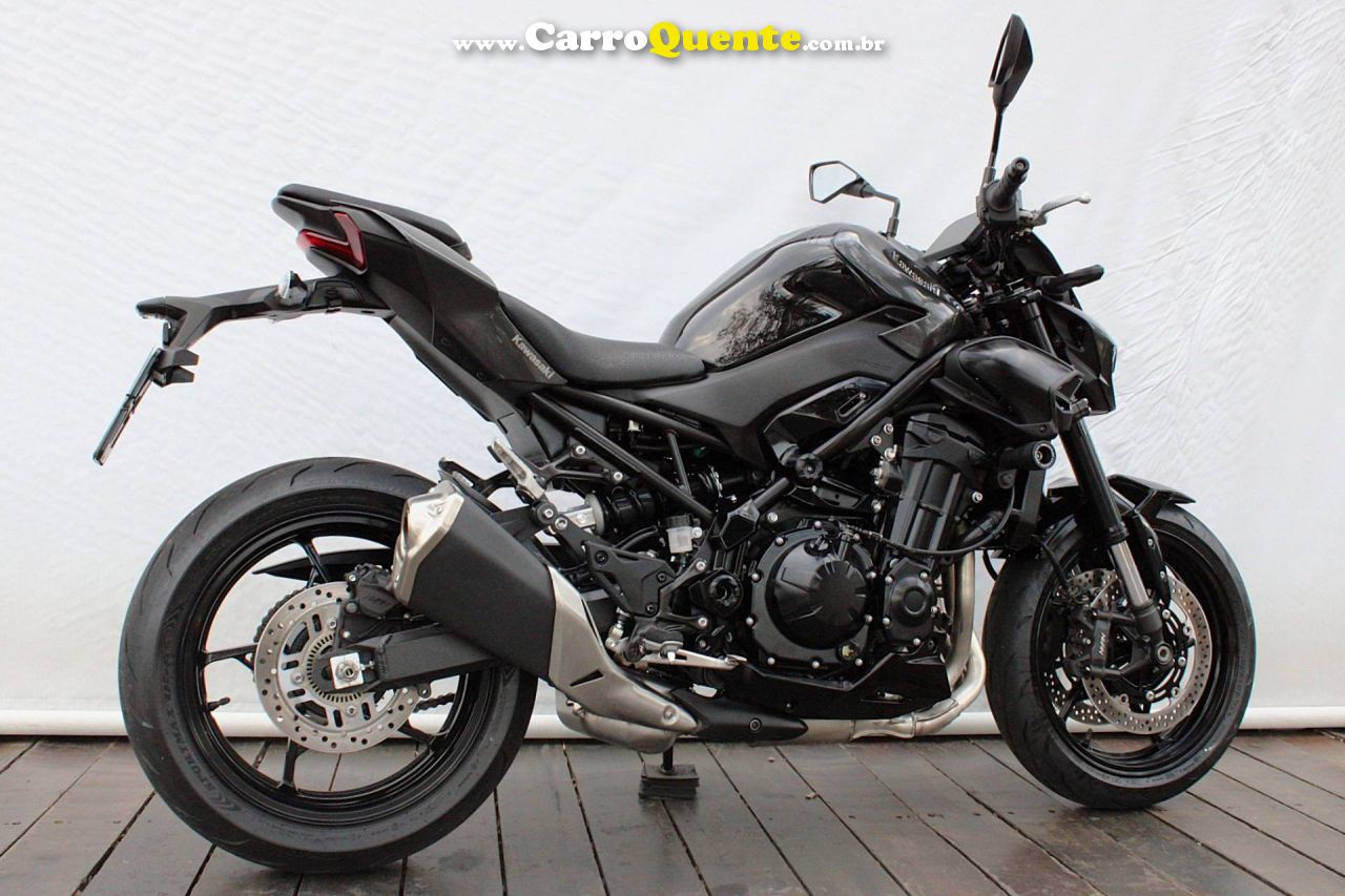 KAWASAKI Z900 2026 - Loja