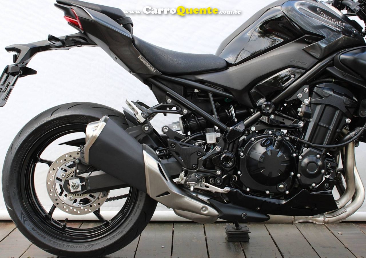 KAWASAKI Z900 2026 - Loja