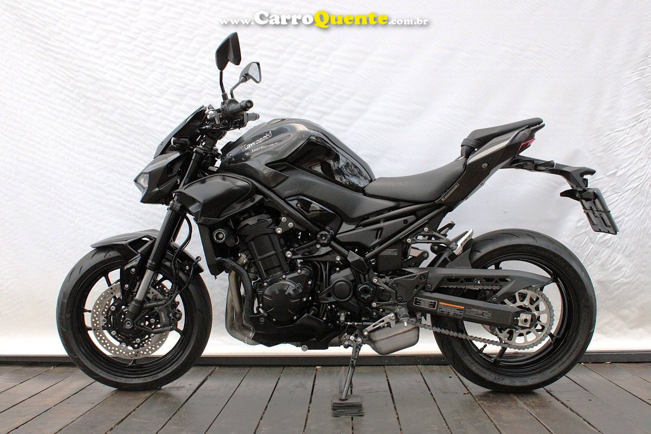 KAWASAKI Z900 2026 - Loja