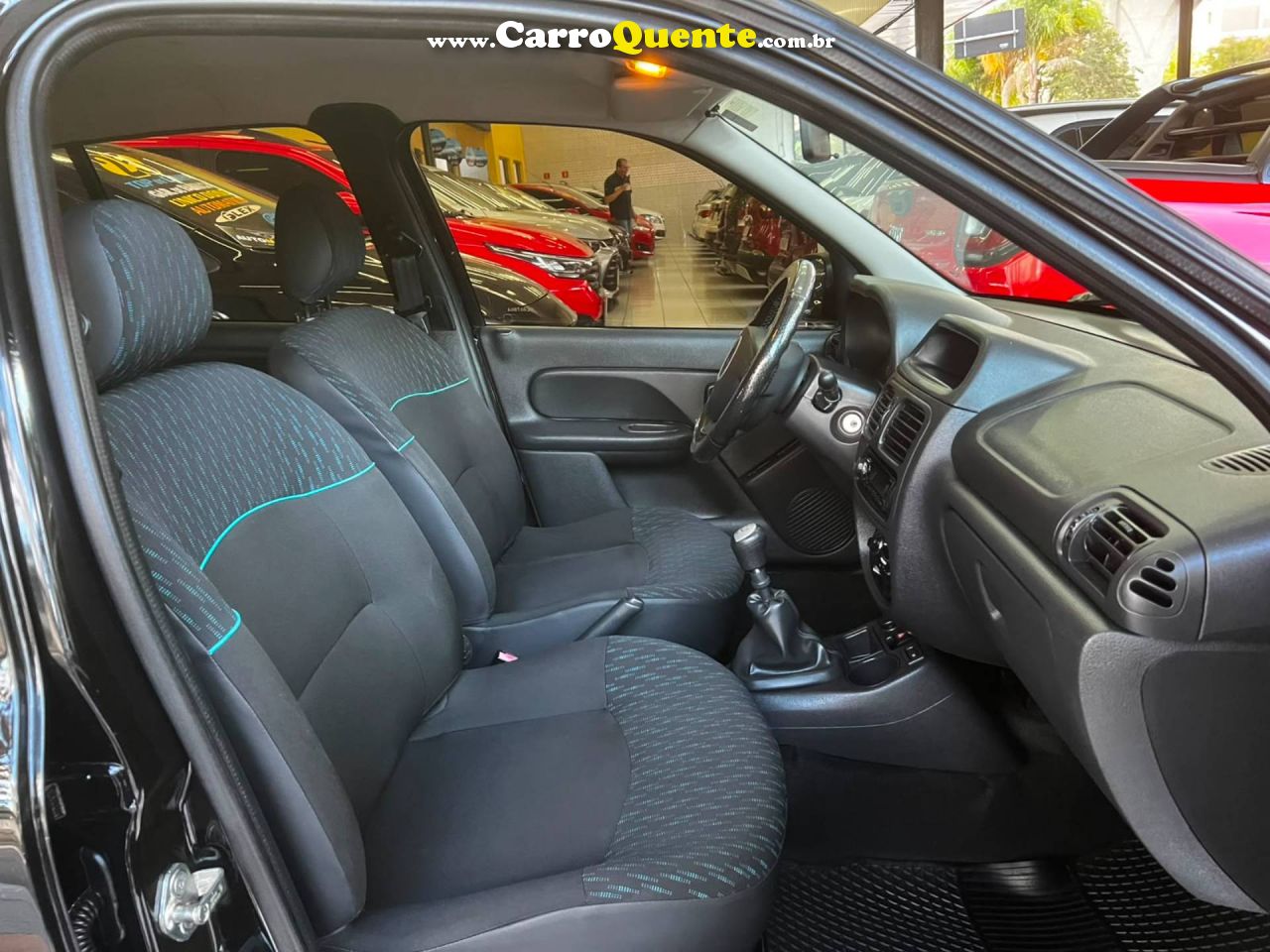 RENAULT CLIO 1.0 EXPRESSION 16V 2016 - Loja