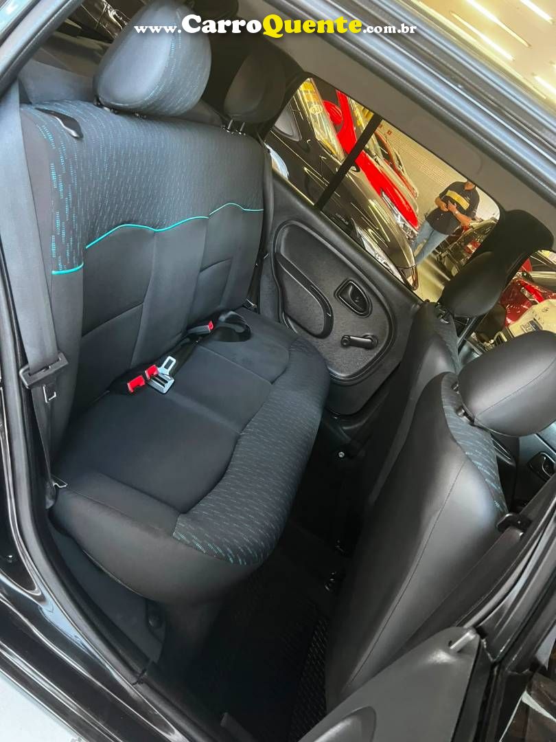 RENAULT CLIO 1.0 EXPRESSION 16V 2016 - Loja