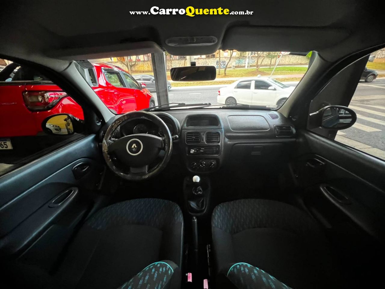 RENAULT CLIO 1.0 EXPRESSION 16V 2016 - Loja