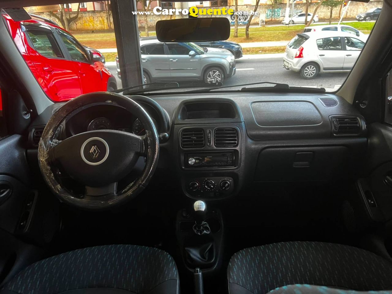 RENAULT CLIO 1.0 EXPRESSION 16V 2016 - Loja