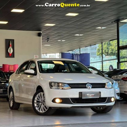 VOLKSWAGEN JETTA 2.0 TSI HIGHLINE 200CV 2012