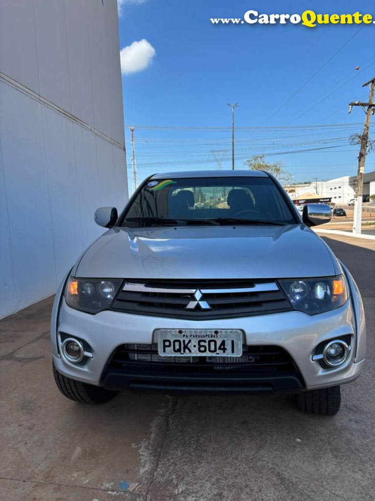 MITSUBISHI   L200 TRITON HPE 3.2 CD TB INT.DIESEL AUT   PRATA 2016 3.2 GASOLINA - Loja