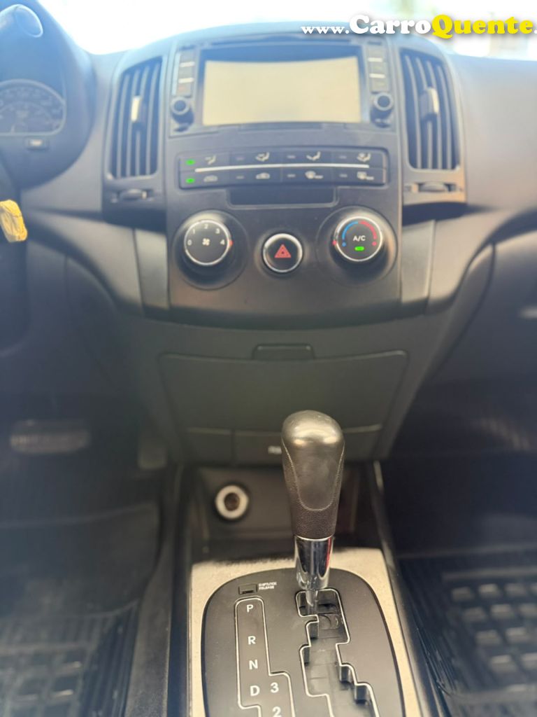 HYUNDAI   I30 2.0 16V 145CV 5P AUT.   PRETO 2011 2.0 GASOLINA - Loja