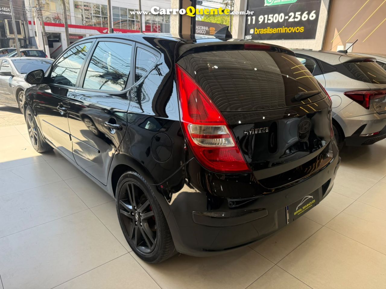 HYUNDAI   I30 2.0 16V 145CV 5P AUT.   PRETO 2011 2.0 GASOLINA - Loja