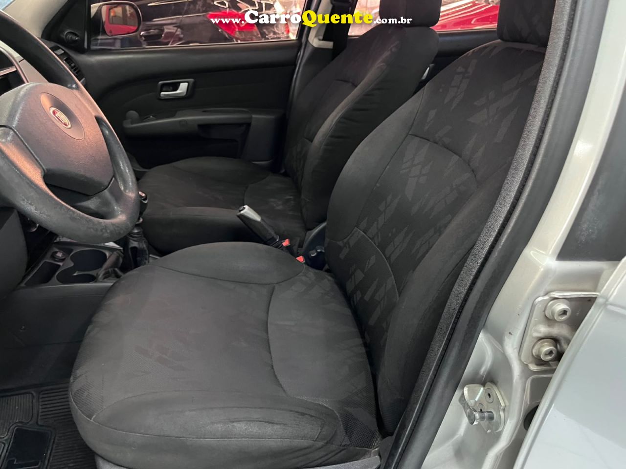 FIAT   SIENA ELX FLEX   PRATA 2009 1.0 FLEX - Loja