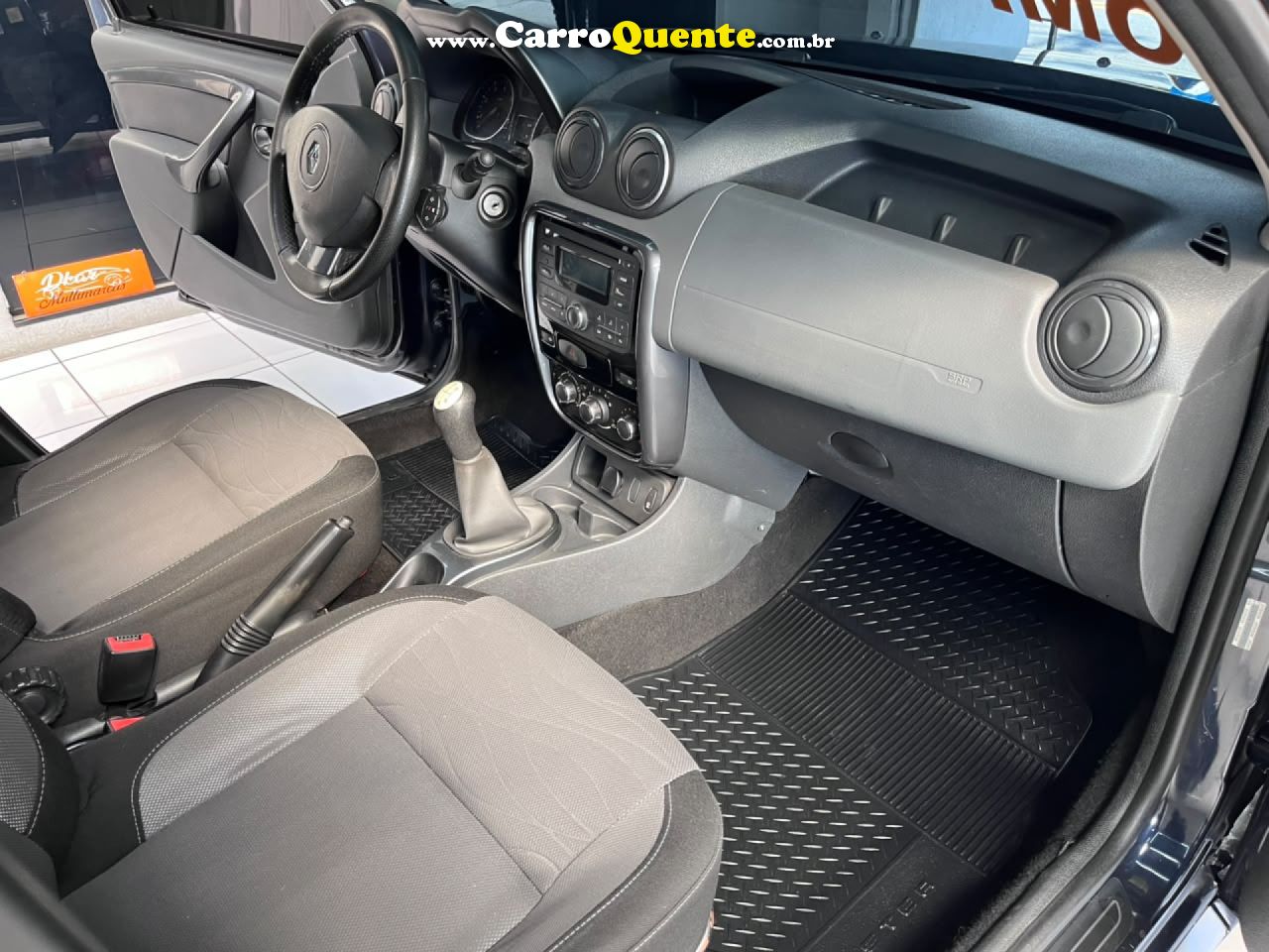 RENAULT   DUSTER 1.6 D 4X2   AZUL 2013 1.6 FLEX - Loja