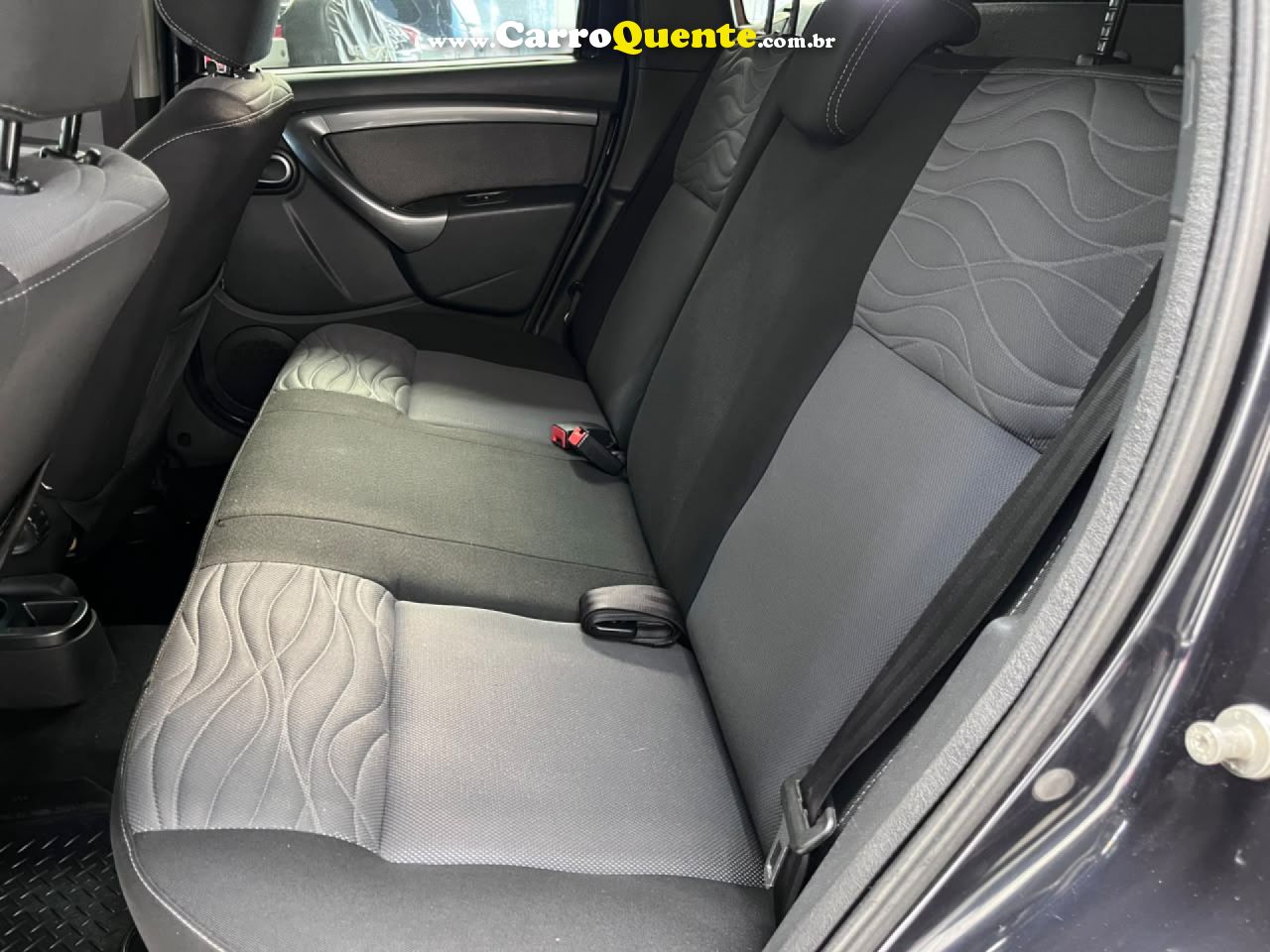 RENAULT   DUSTER 1.6 D 4X2   AZUL 2013 1.6 FLEX - Loja
