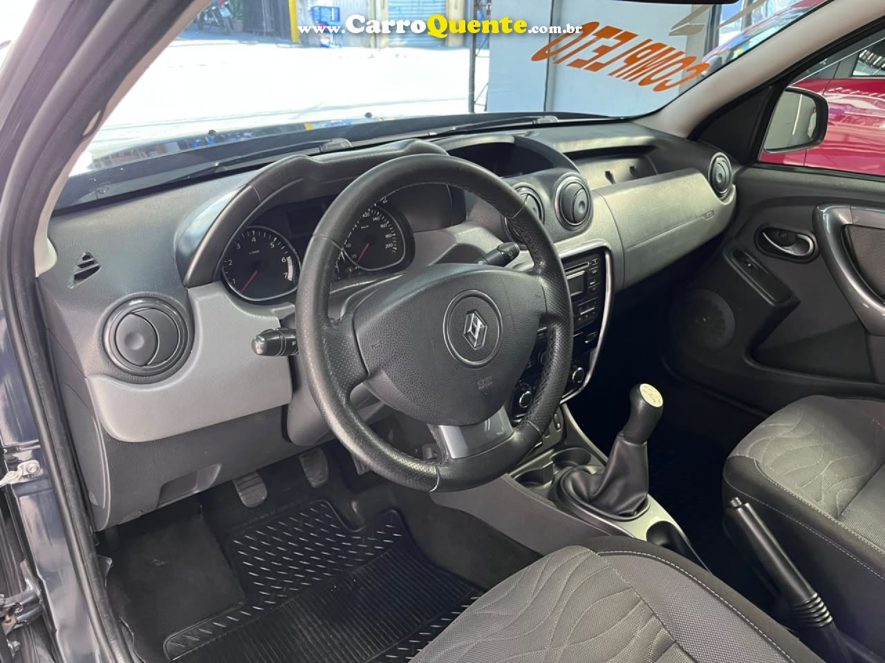 RENAULT   DUSTER 1.6 D 4X2   AZUL 2013 1.6 FLEX - Loja
