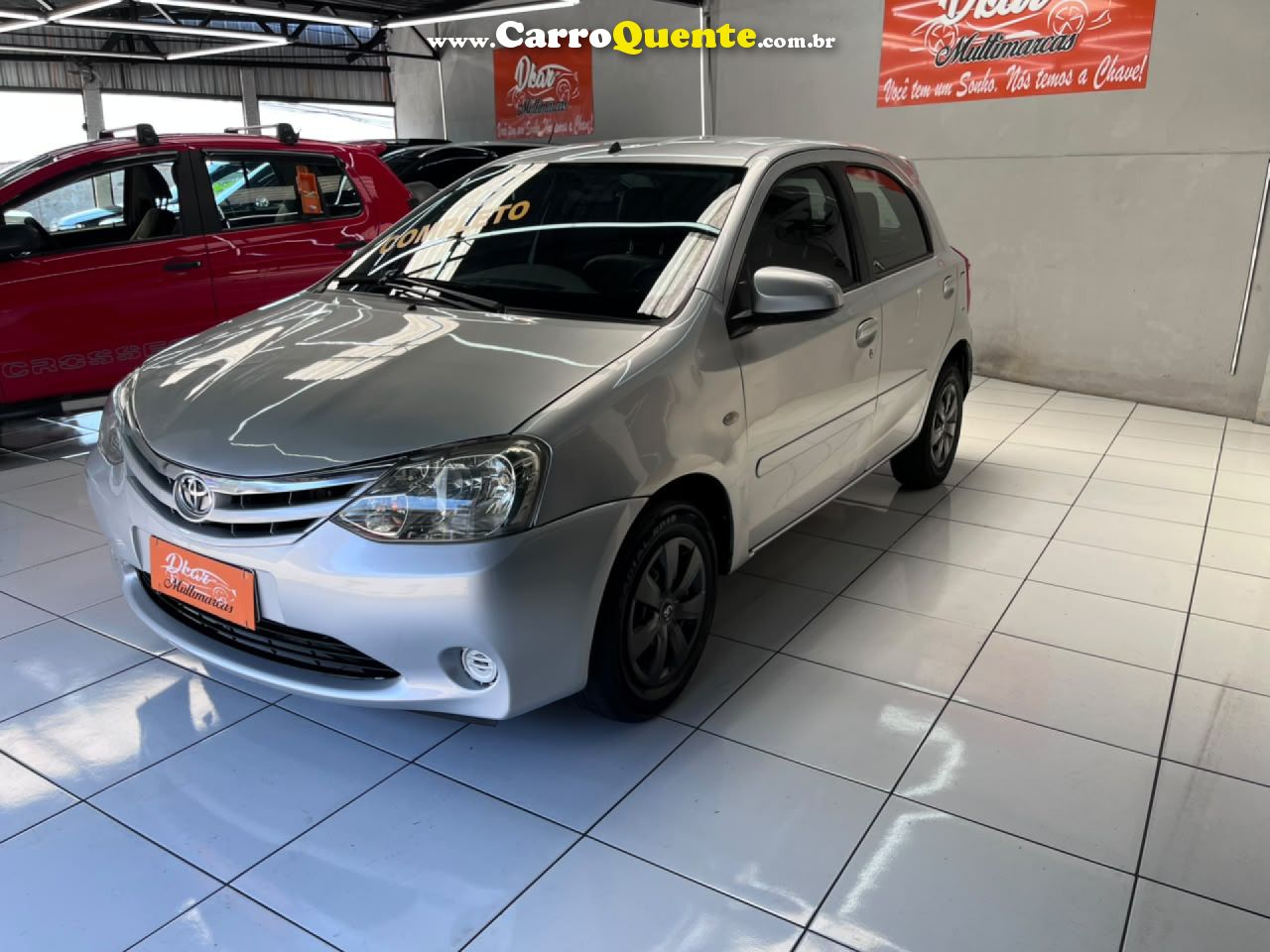 TOYOTA   ETIOS HB XS    PRATA 2015 1.5 FLEX - Loja