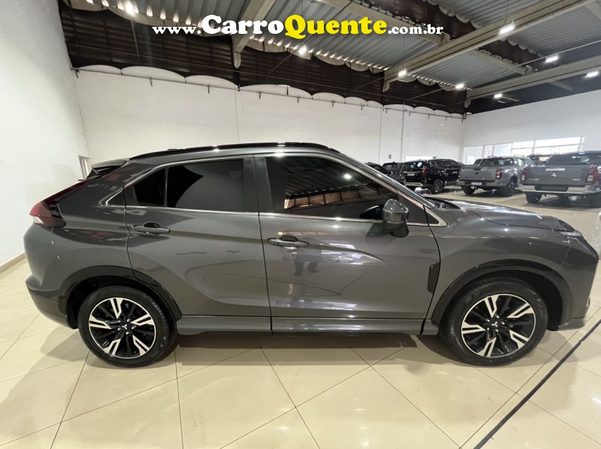 Mitsubishi ECLIPSE CROSS 1.5 MIVEC TURBO GASOLINA HPE-S S-AWC CVT - Loja