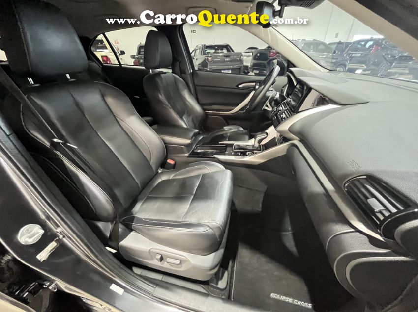 Mitsubishi ECLIPSE CROSS 1.5 MIVEC TURBO GASOLINA HPE-S S-AWC CVT - Loja