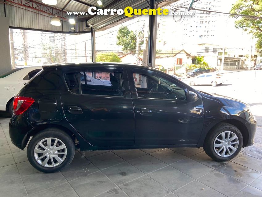 Renault SANDERO 1.6 EXPRESSION 8V FLEX 4P MANUAL - Loja