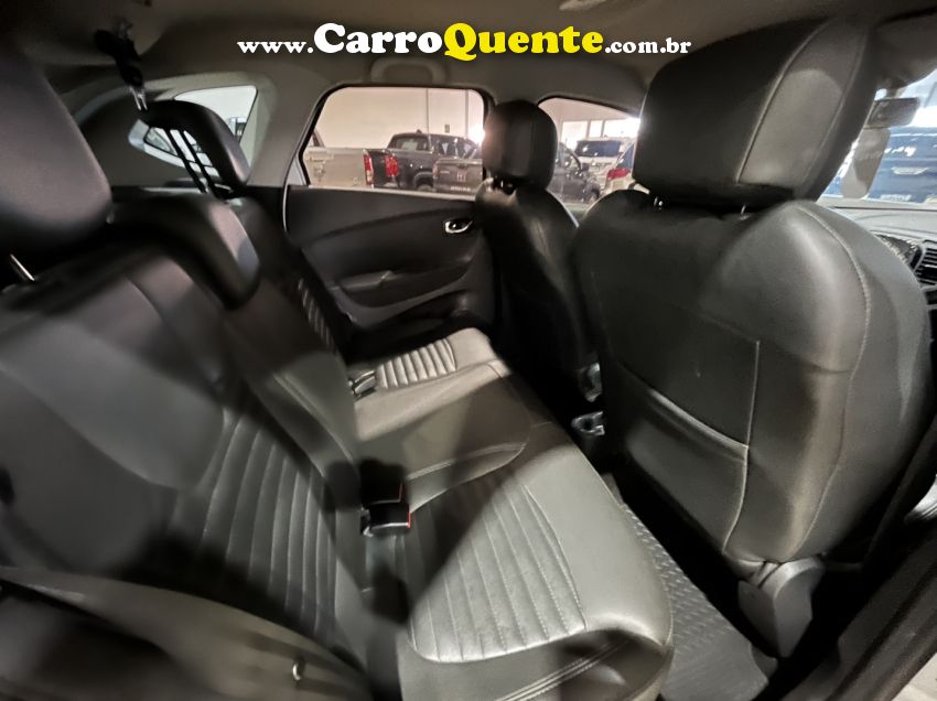 Renault CAPTUR 1.6 16V SCE FLEX ZEN X-TRONIC - Loja