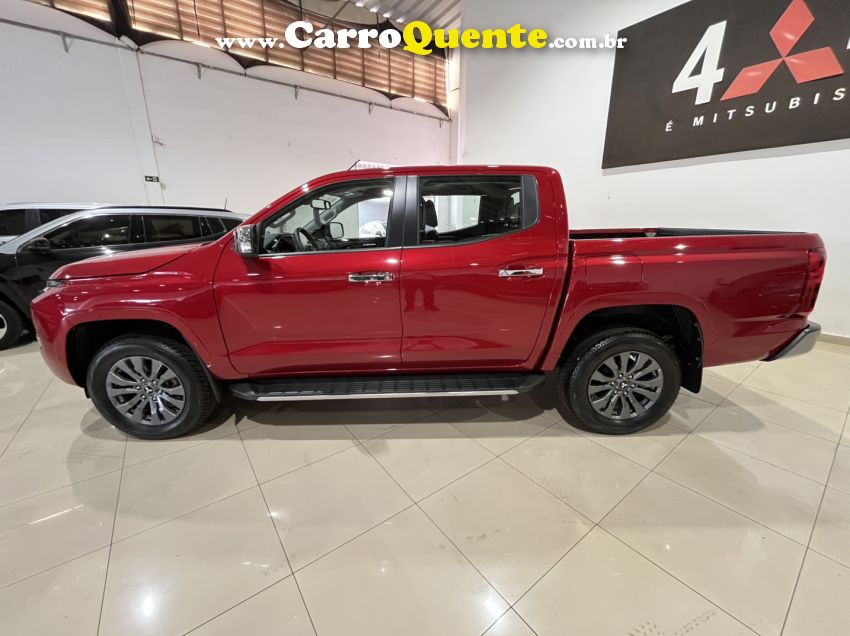 Mitsubishi TRITON 2.4 BITURBO DIESEL CD HPE-S 4X4 AUTOMÁTICO - Loja