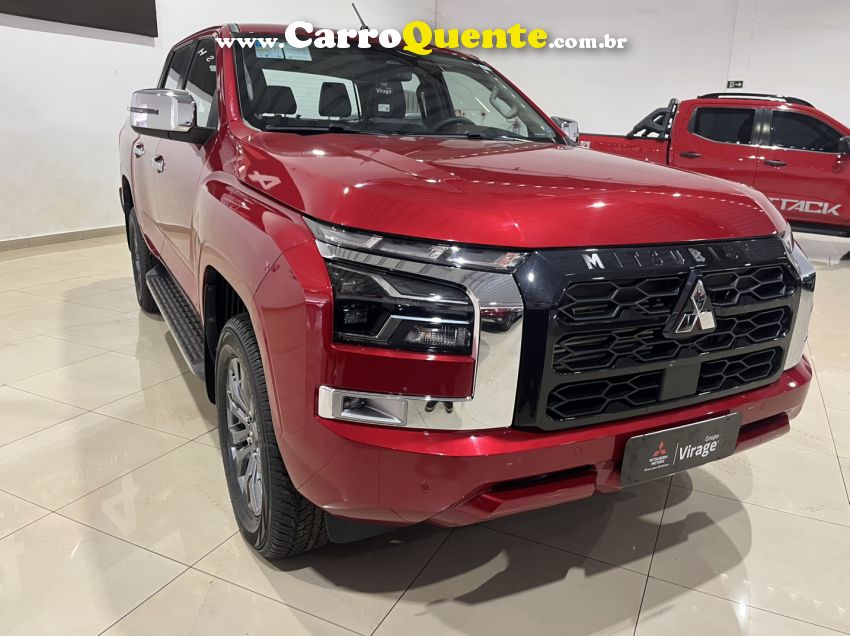 Mitsubishi TRITON 2.4 BITURBO DIESEL CD HPE-S 4X4 AUTOMÁTICO - Loja