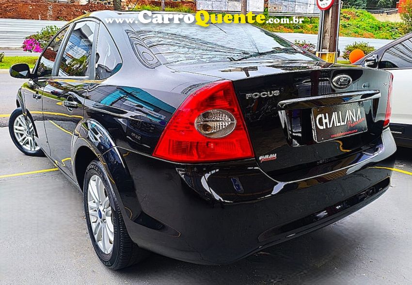 Ford FOCUS 2.0 FC 16V FLEX 4P AUTOMÁTICO - Loja