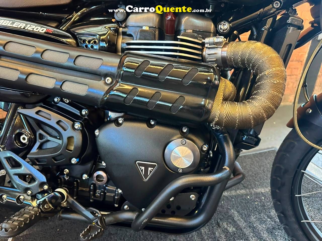 TRIUMPH BONNEVILLE SCRAMBLER 1200 XC 2019 - Loja