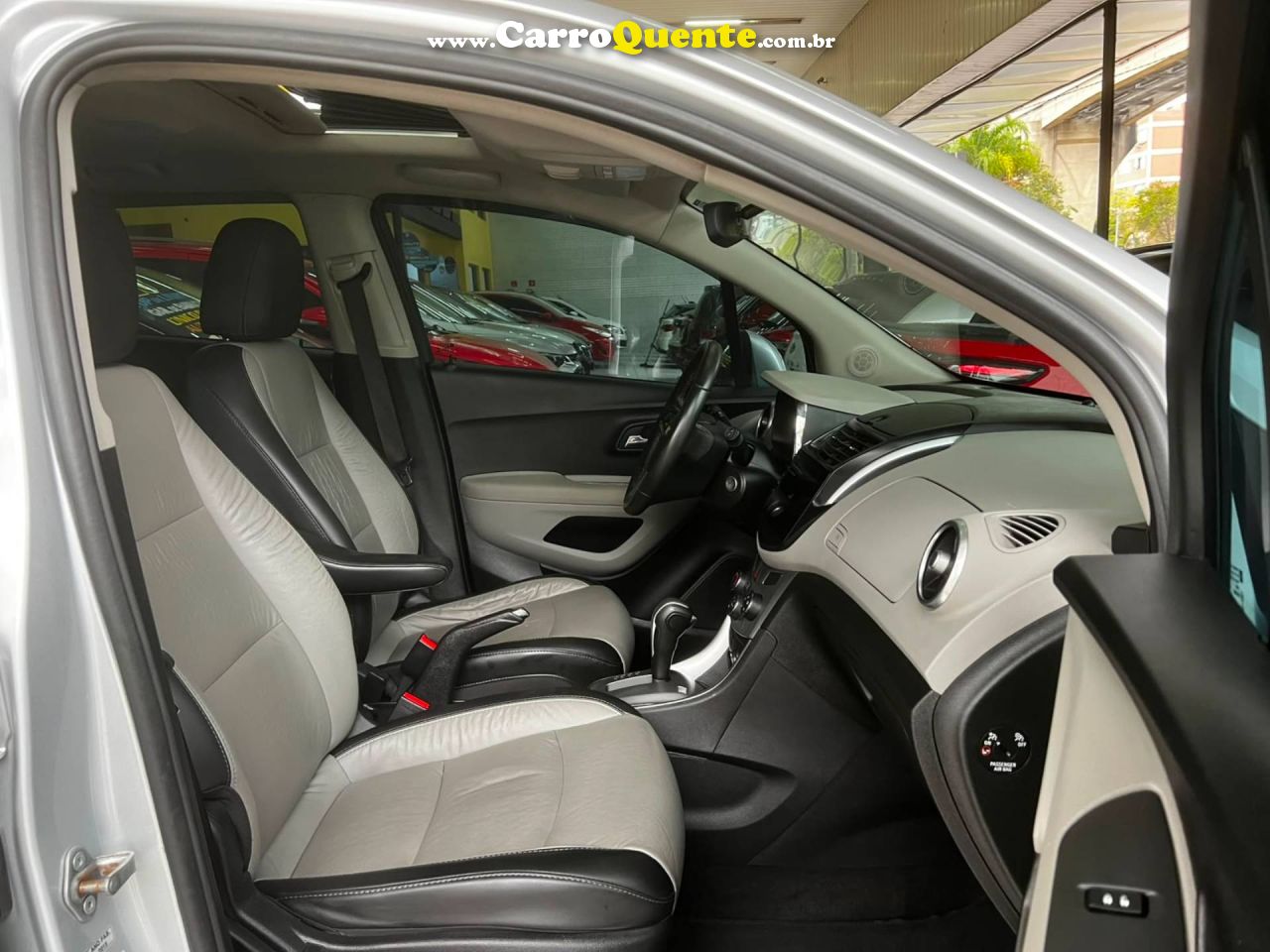 CHEVROLET TRACKER 1.8 MPFI LTZ 4X2 16V 2015 - Loja