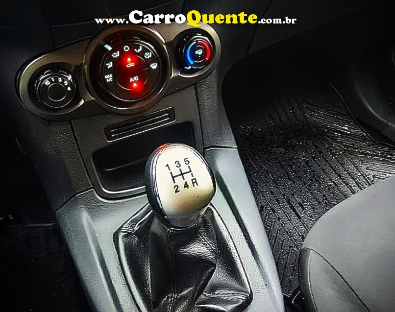 Ford FIESTA 1.5 SE HATCH 16V FLEX 4P MANUAL - Loja