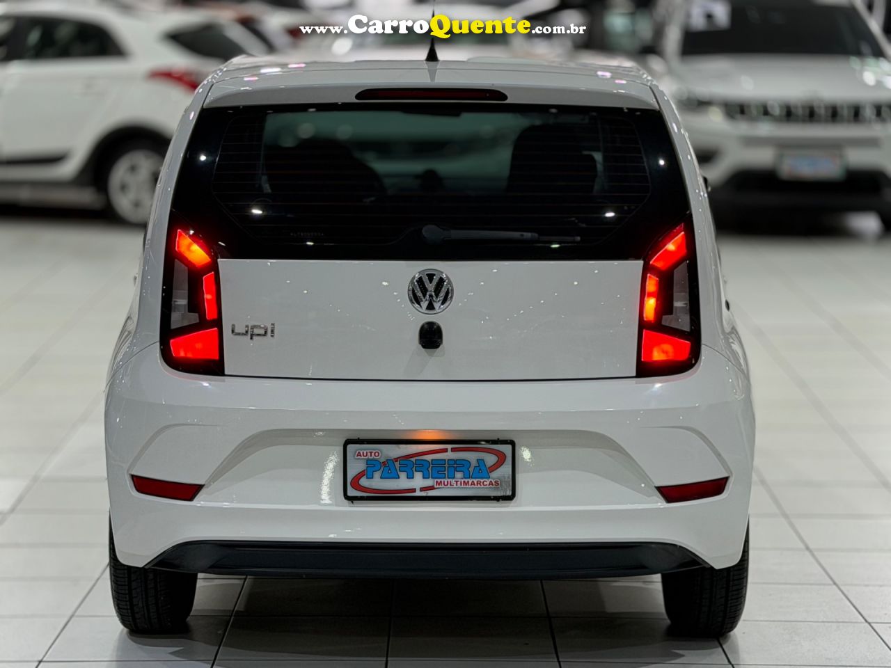 VOLKSWAGEN UP 1.0 MPI TOTAL 2020 - Loja