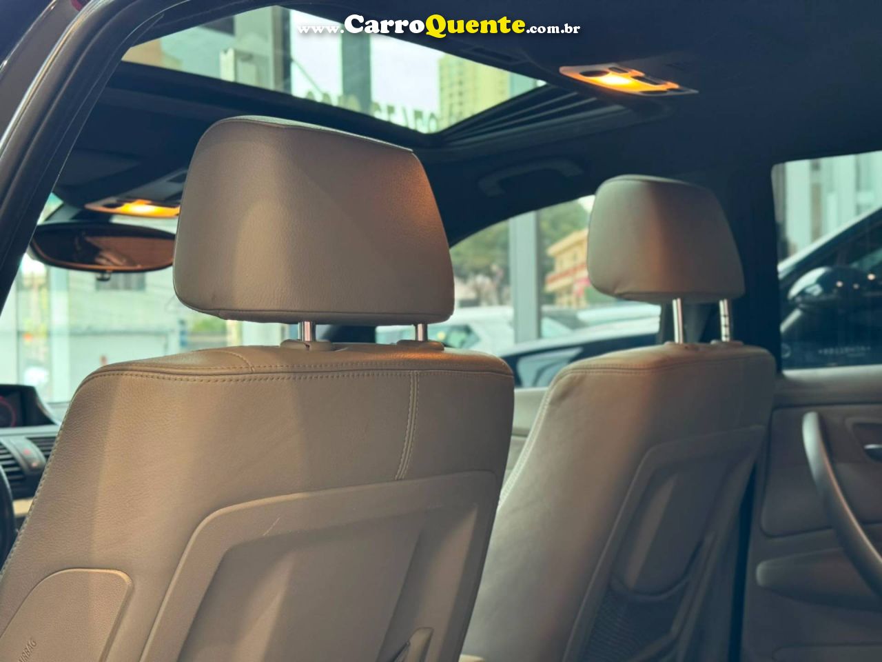 BMW 130i 3.0 SPORT HATCH 24V 2010 - Loja