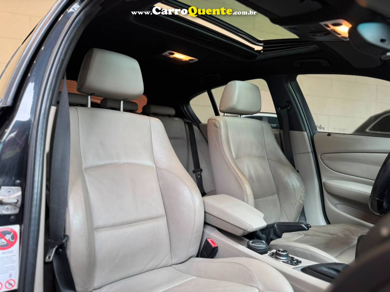 BMW 130i 3.0 SPORT HATCH 24V 2010 - Loja